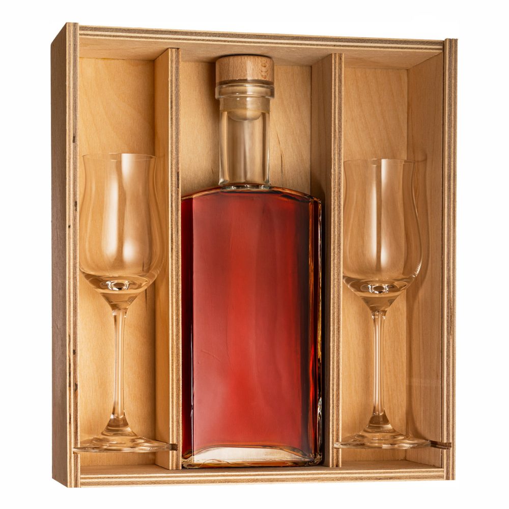 Brandy Marquis De Villard VSOP 40% 500 ml + 2 kieliiszki
